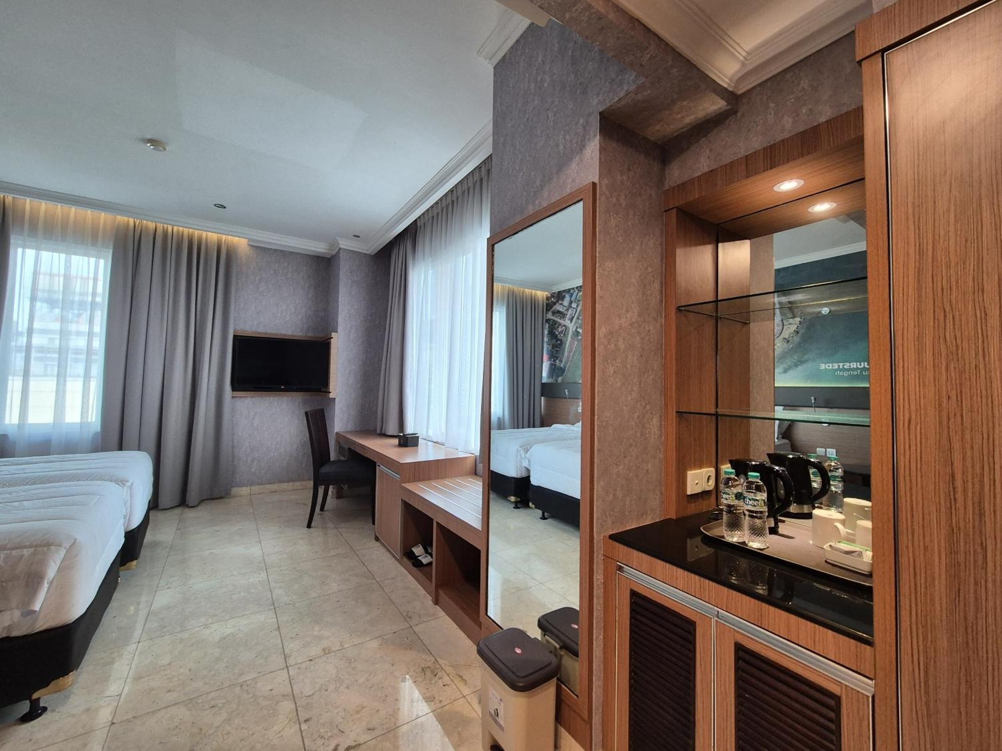 Giia Maluku Hotel Thamrin Джакарта Экстерьер фото