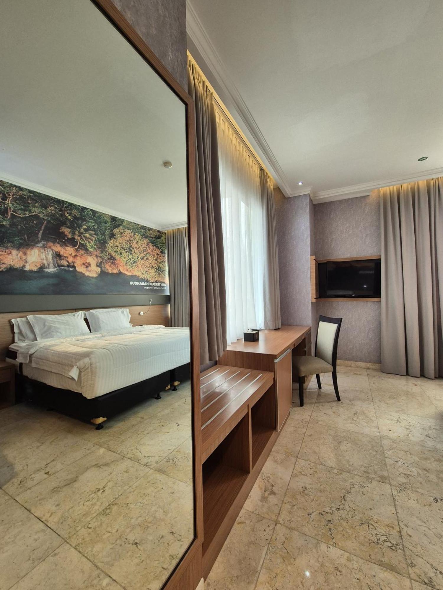 Giia Maluku Hotel Thamrin Джакарта Экстерьер фото